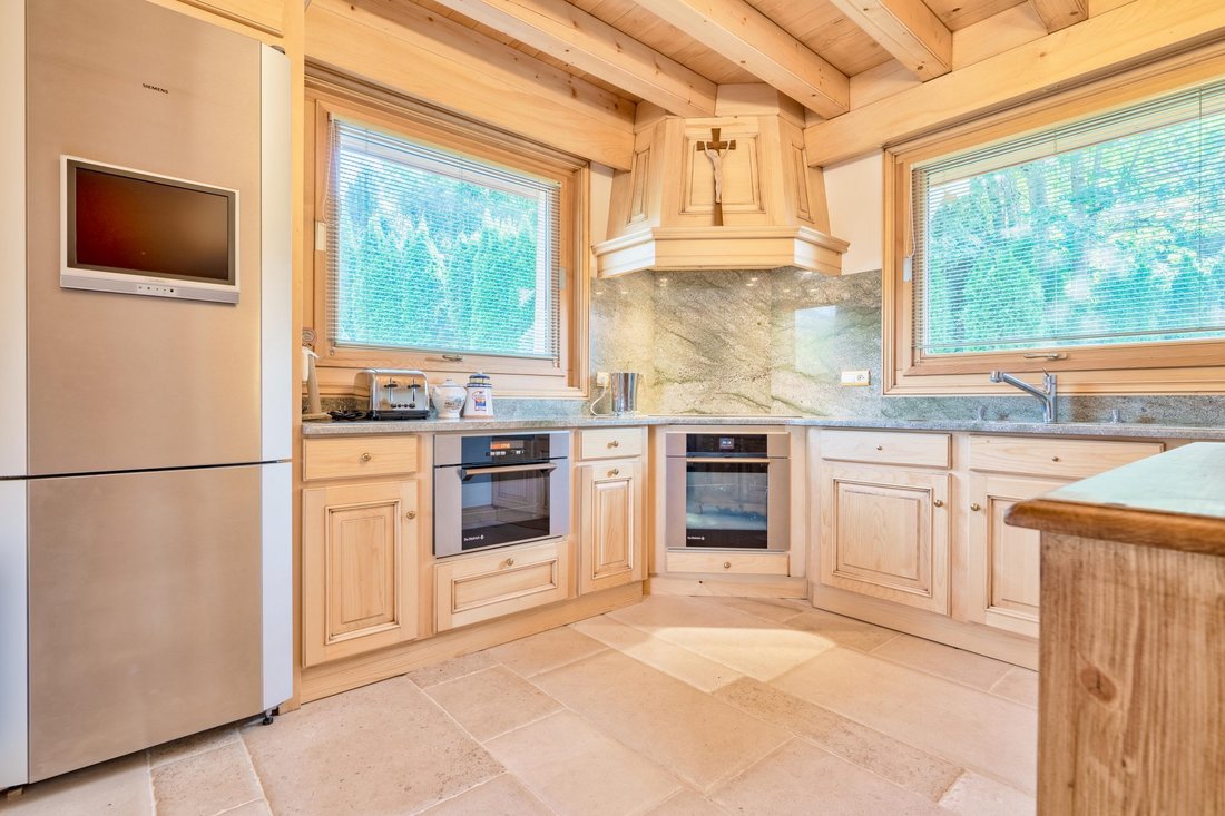 Chalet in Combloux, Auvergne-Rhône-Alpes, France 3 - 17016572