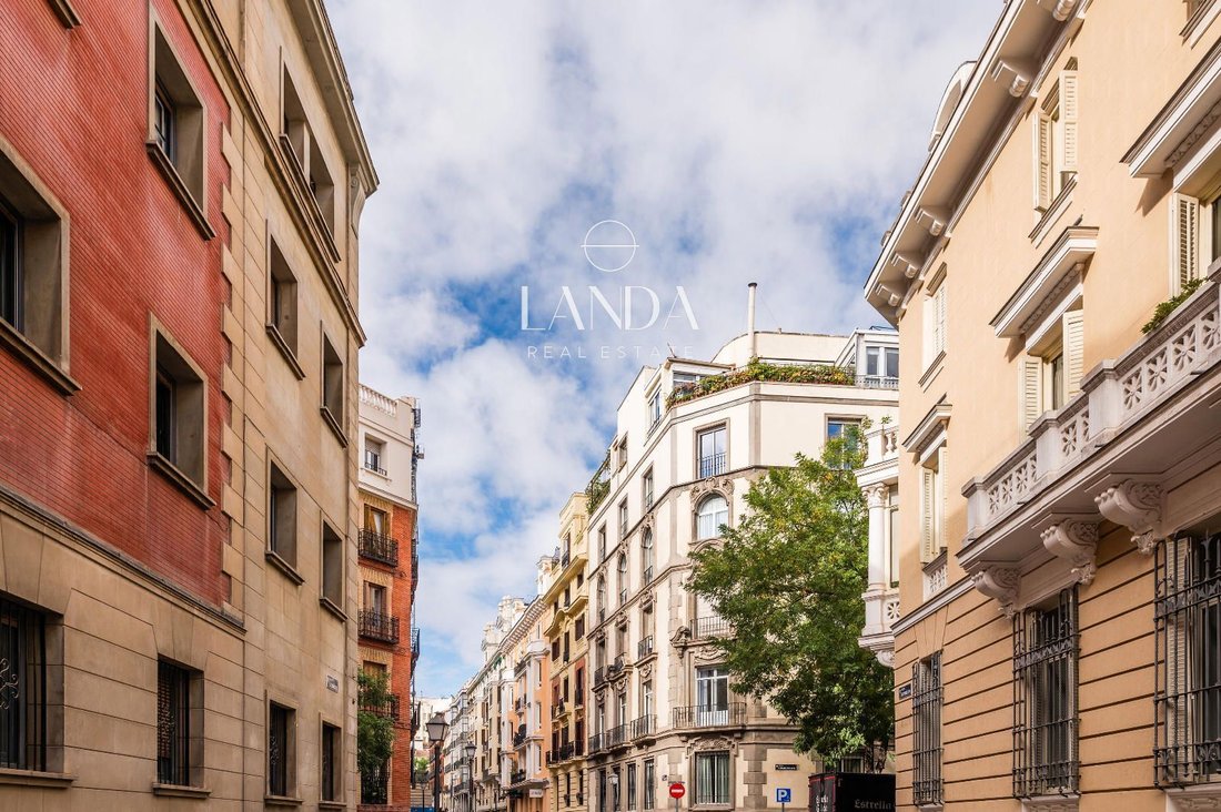 Apartment in Chamberi, Madrid, Spain 1 - 18330242