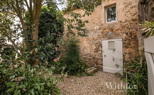 Country House in la Pera, Catalonia, Spain 1