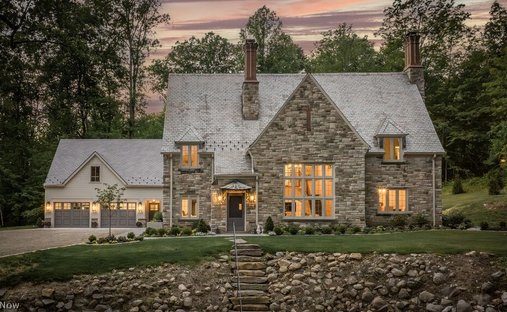 House in Chagrin Falls, Ohio, United States 1