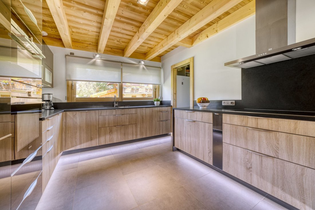Chalet in Praz-sur-Arly, Auvergne-Rhône-Alpes, France 4 - 17536167