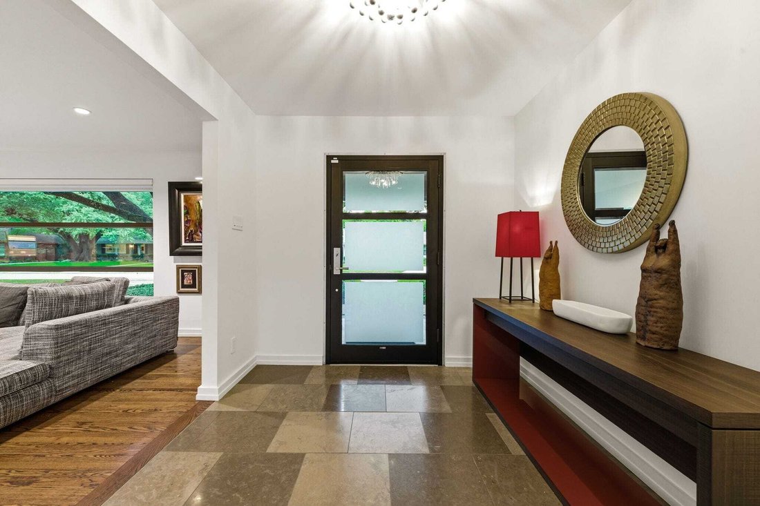 House in Dallas, Texas, United States 2 - 17848813