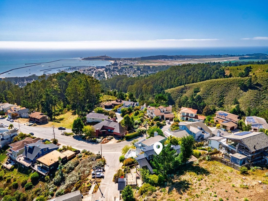 House in El Granada, California, United States 1 - 18330390