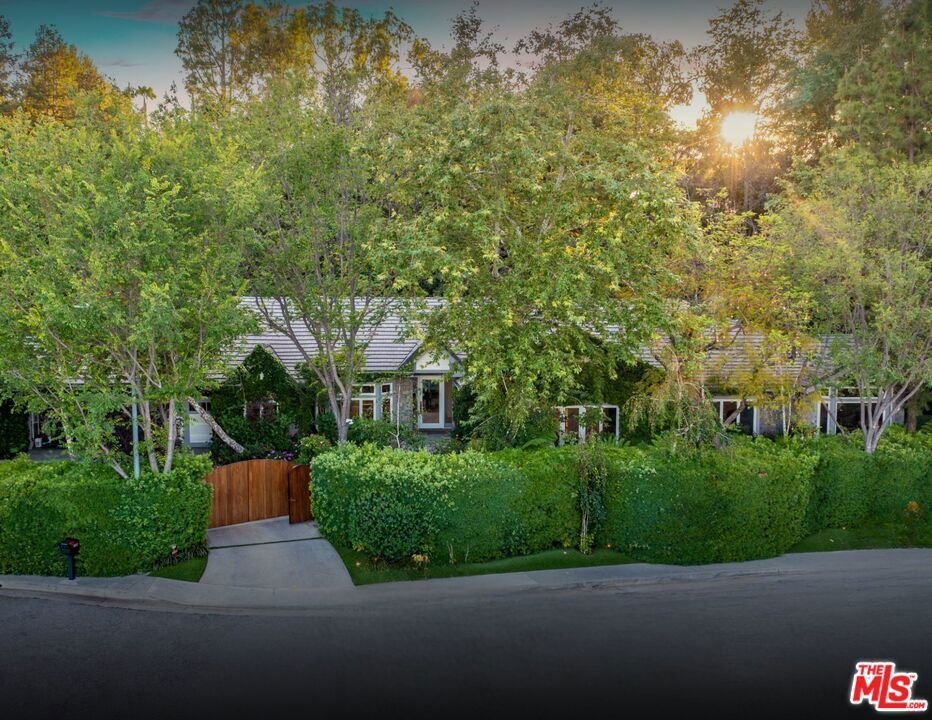 House in Los Angeles, California, United States 1 - 18329650