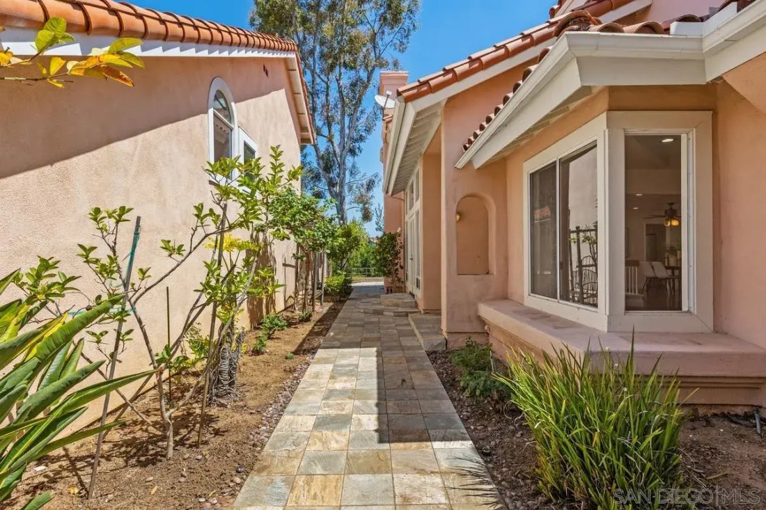 House in San Diego, California, United States 3 - 18330278
