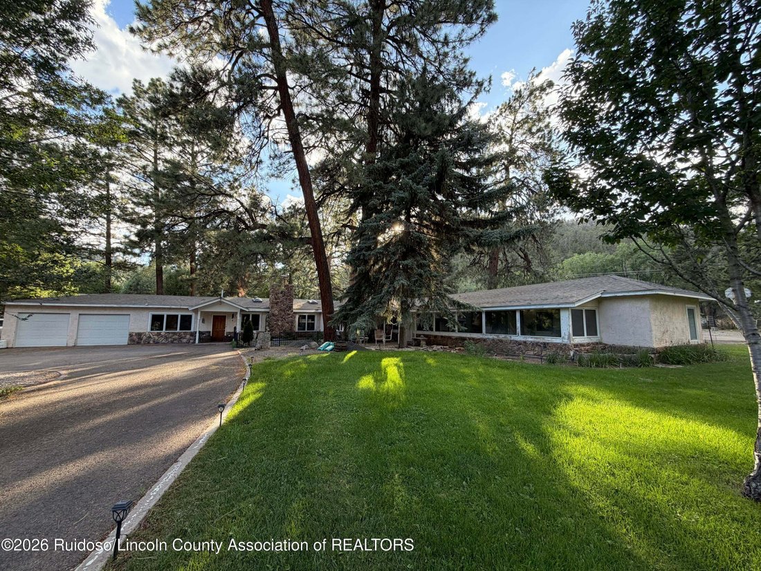 House in Ruidoso, New Mexico, United States 1 - 18331871
