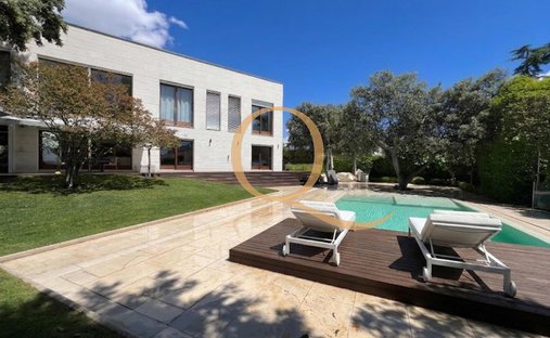 Chalet in La Moraleja, Alcobendas, Comunidad de Madrid 1