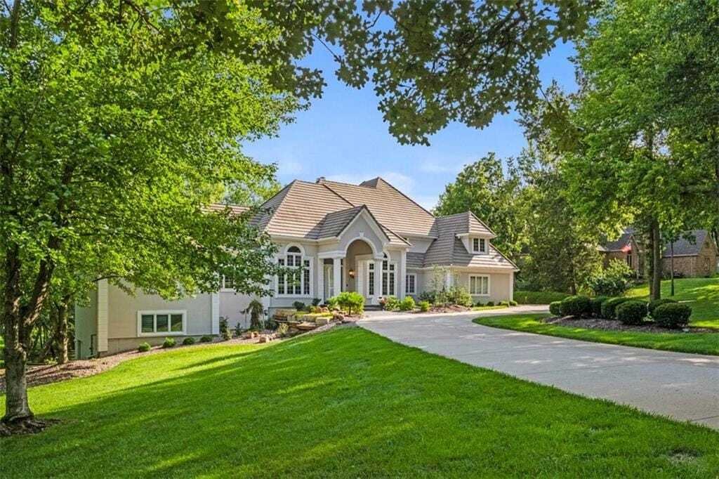 House in Lee's Summit, Missouri, United States 1 - 17995547