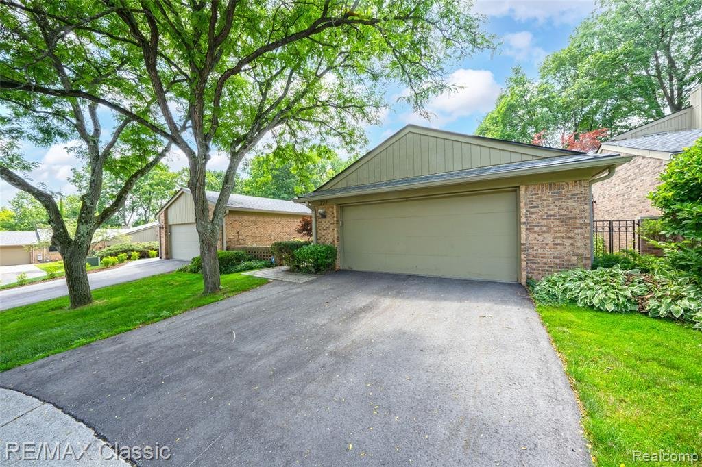 Condo in Bloomfield Hills, Michigan, United States 4 - 18329584