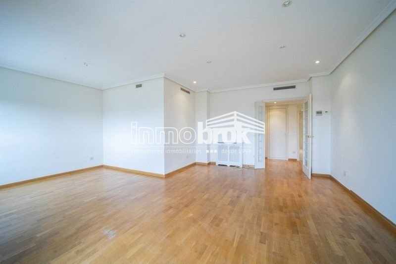Apartment in Hortaleza, Madrid, Spain 2 - 18329864
