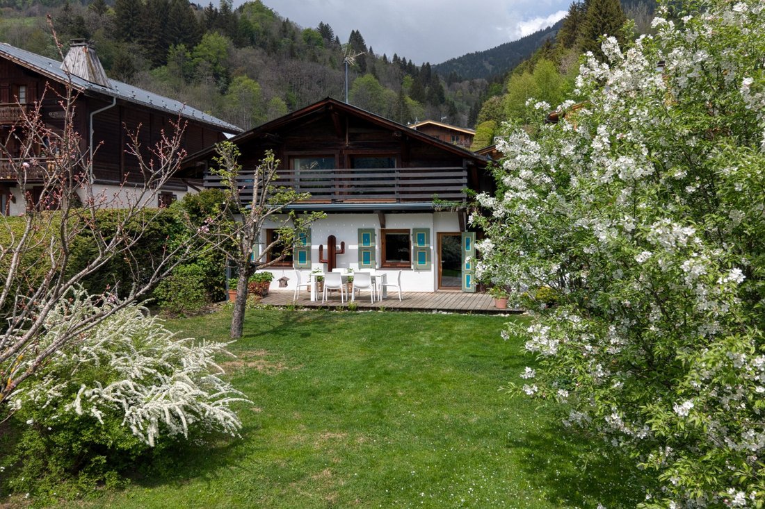 Chalet in Praz-sur-Arly, Auvergne-Rhône-Alpes, France 3 - 17963306