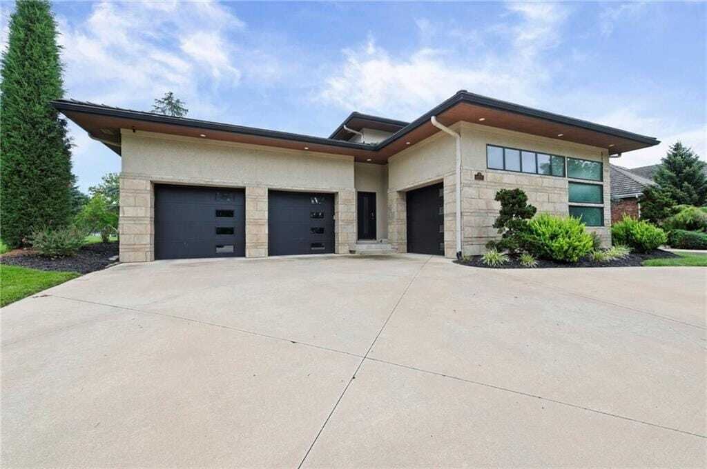 House in Parkville, Missouri, United States 2 - 18296276