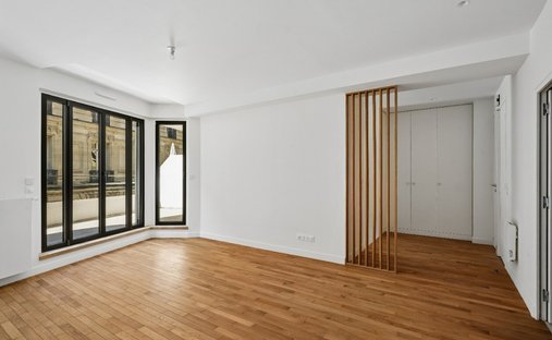 Apartment in Saint Philippe du Roule, Paris 8e Arrondissement, Paris 1