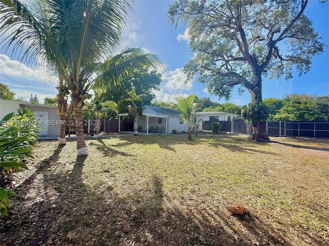 House in Miami, Florida, United States 5 - 18330546
