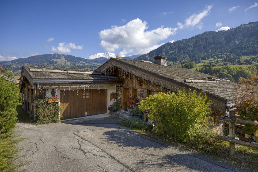 Chalet in Megève, Auvergne-Rhône-Alpes, France 1 - 17709809