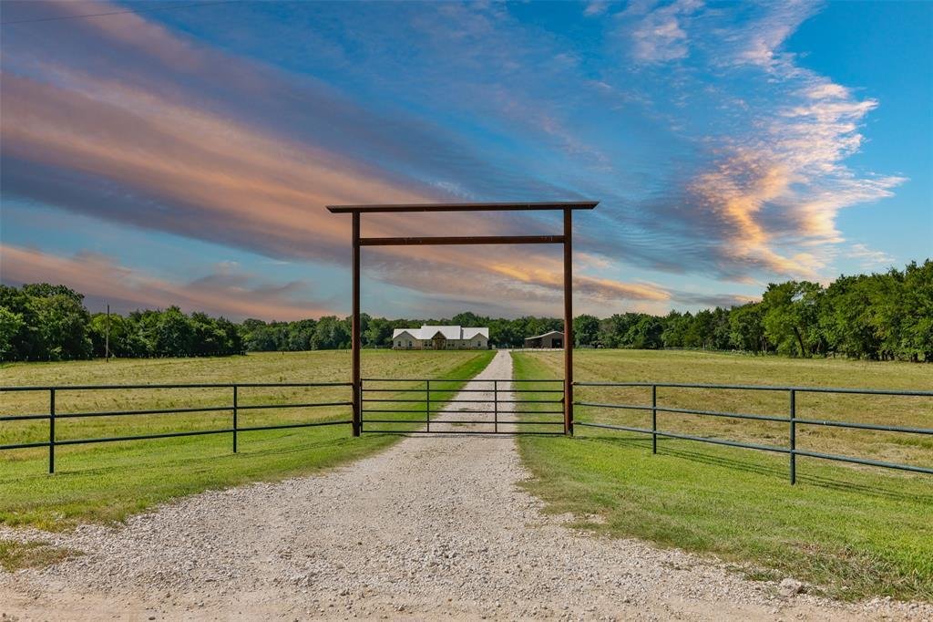 House in Whitesboro, Texas, United States 3 - 18331404