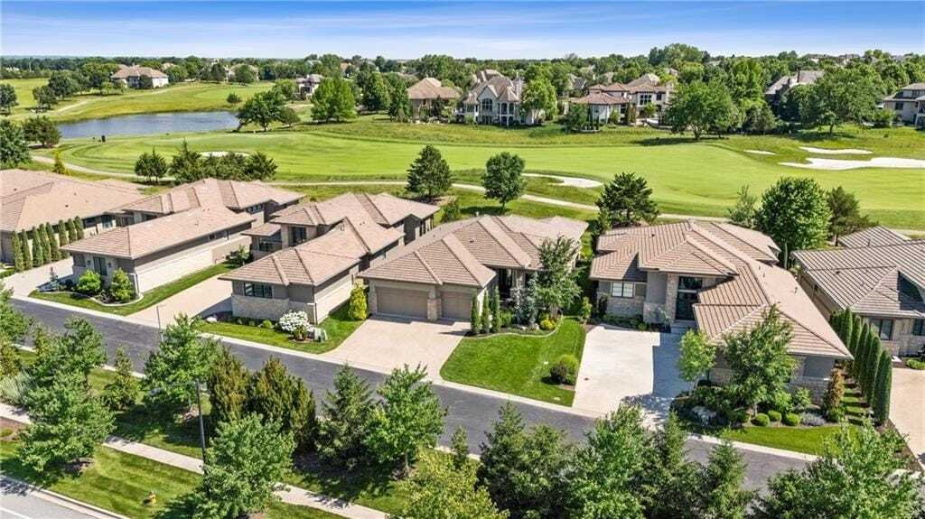 House in Overland Park, Kansas, United States 1 - 18097431