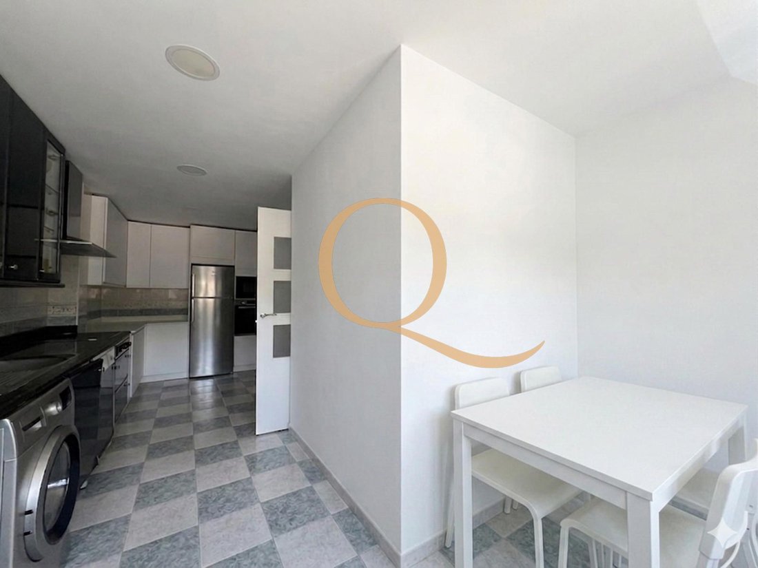 Townhouse in La Moraleja, Alcobendas, Comunidad de Madrid 4 - 18329578