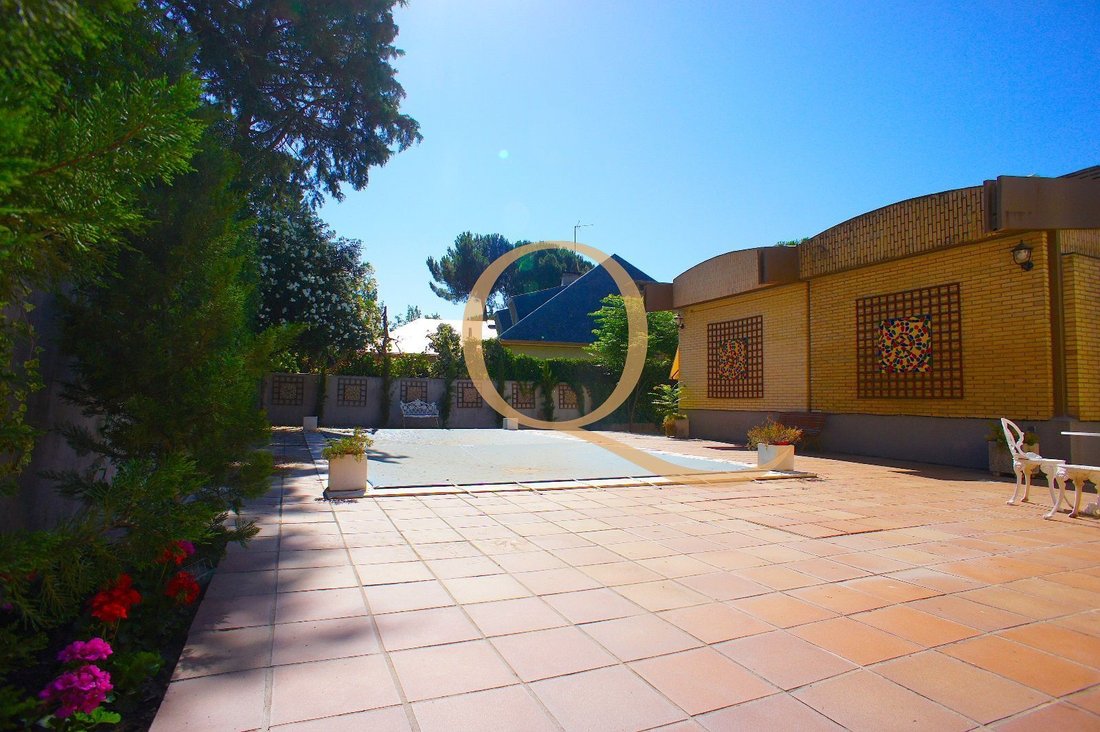 Chalet in Hortaleza, Madrid, Spain 5 - 18330482