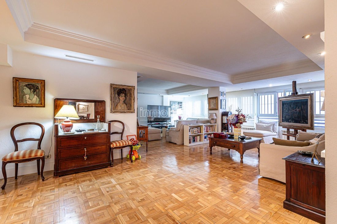 Apartment in Chamartín, Madrid, Spain 1 - 18330036
