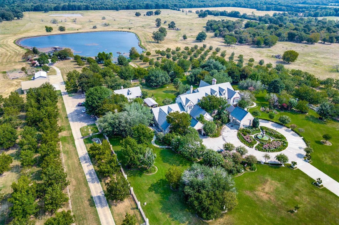 House in Sulphur Springs, Texas, United States 1 - 14654383