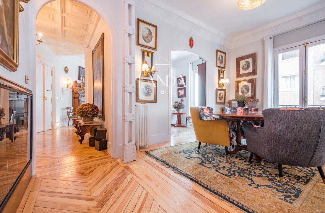Apartment in Chamberi, Madrid, Spain 2 - 18329539