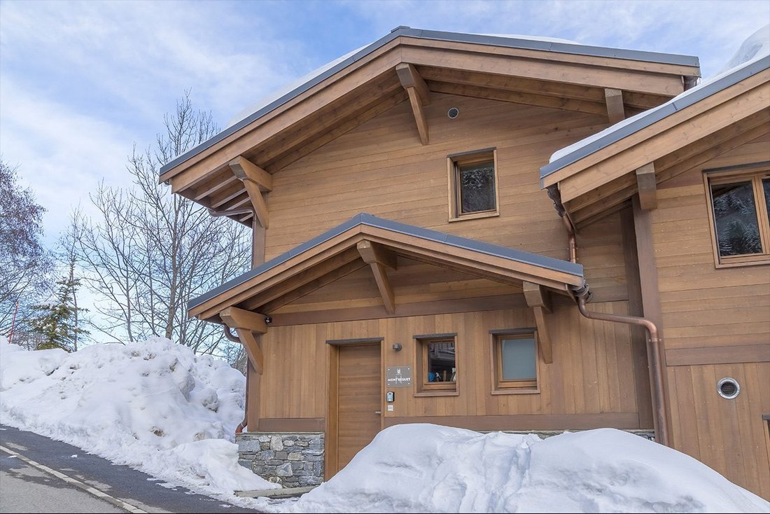 Chalet in Praz-sur-Arly, Auvergne-Rhône-Alpes, France 1 - 17475547
