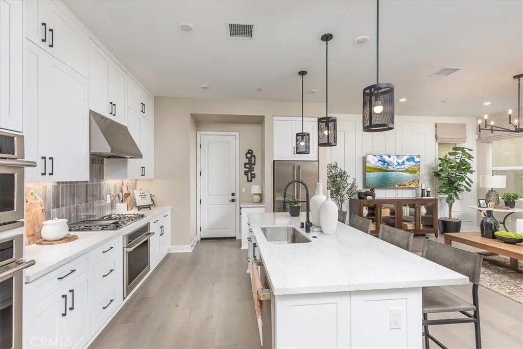 Condo in Irvine, California, United States 5 - 18330890