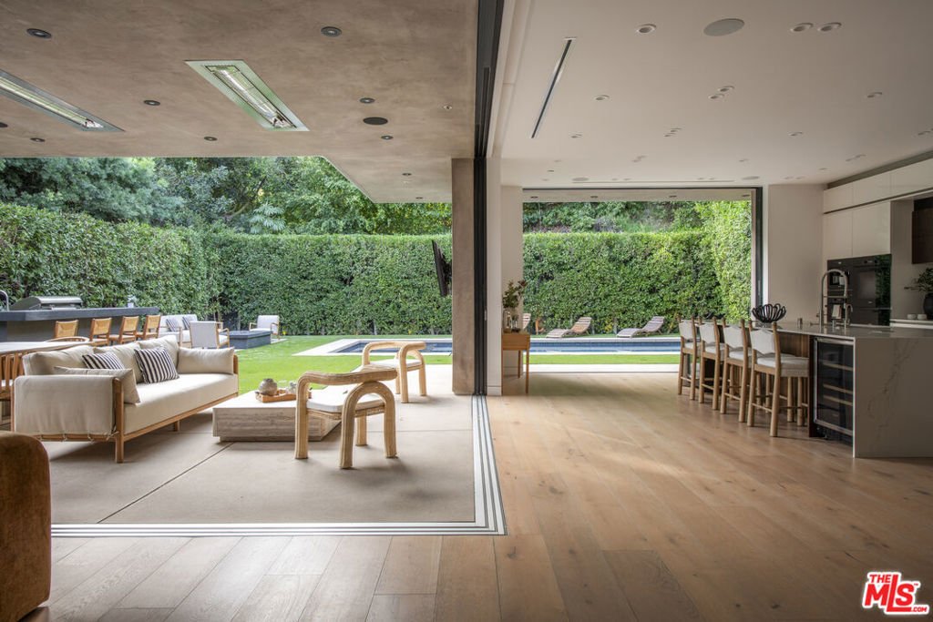 House in Beverly Hills, California, United States 3 - 18329636