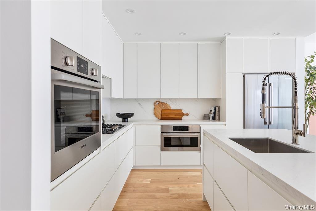 Condo in Long Beach, New York, United States 2 - 18331625