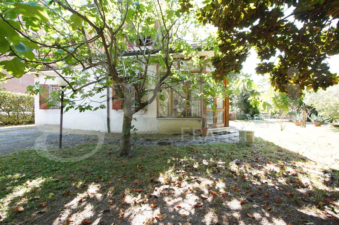 Villa in Mestre Center, Venice, Veneto 2 - 18329926