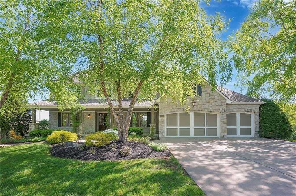 House in Overland Park, Kansas, United States 4 - 17801534