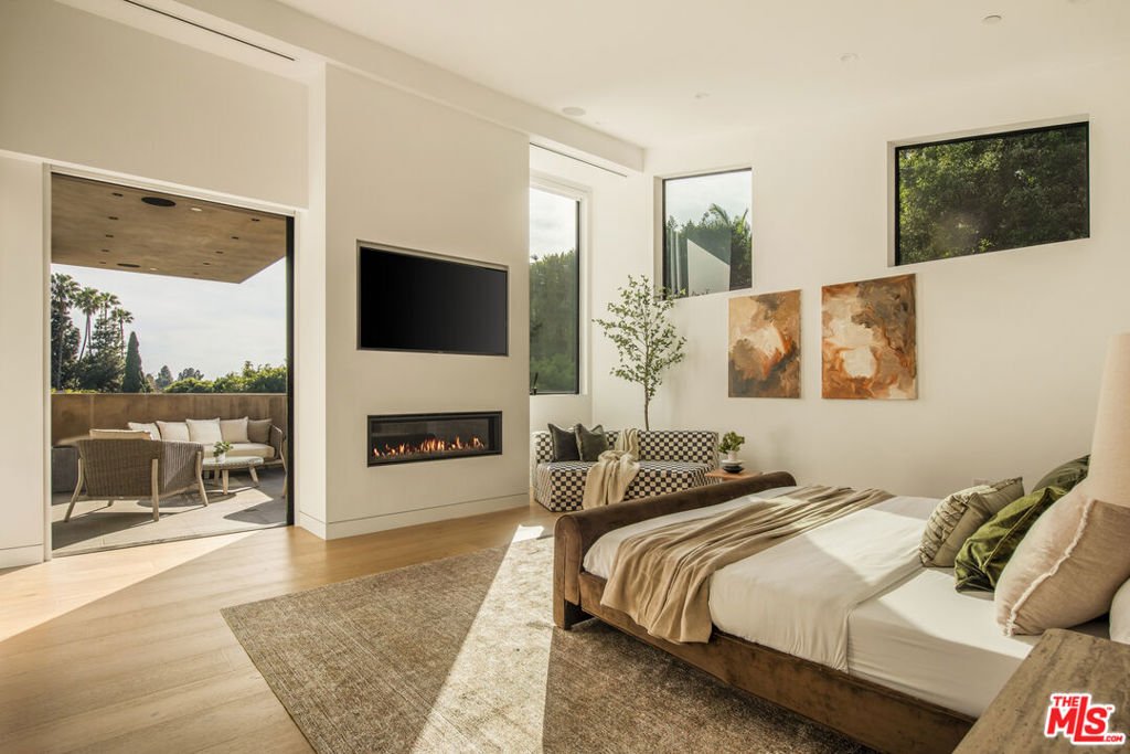 House in Beverly Hills, California, United States 4 - 18329636