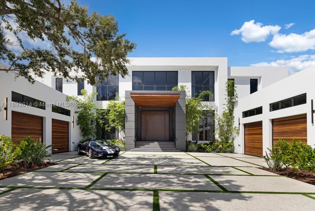 House in West Miami, Florida, United States 2 - 16635513