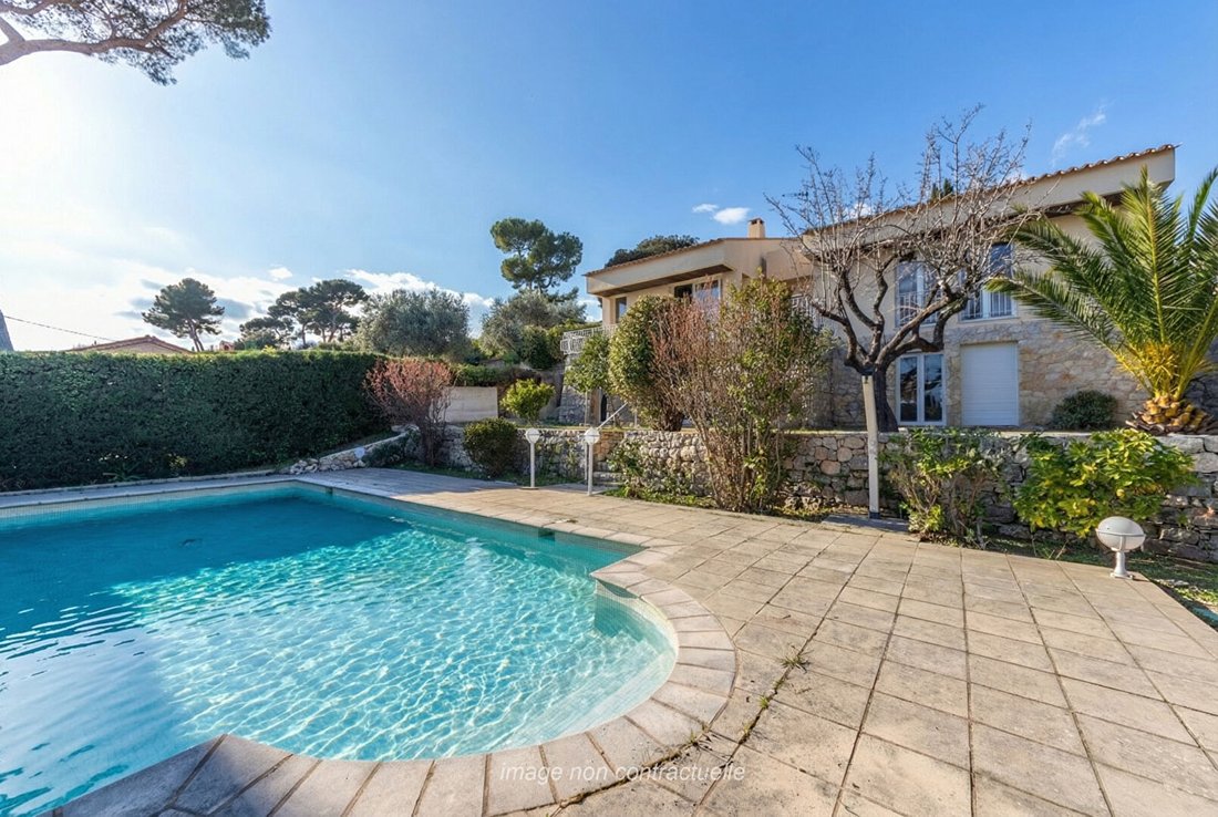 Villa in Mougins, Provence-Alpes-Côte d'Azur, France 1 - 18331963