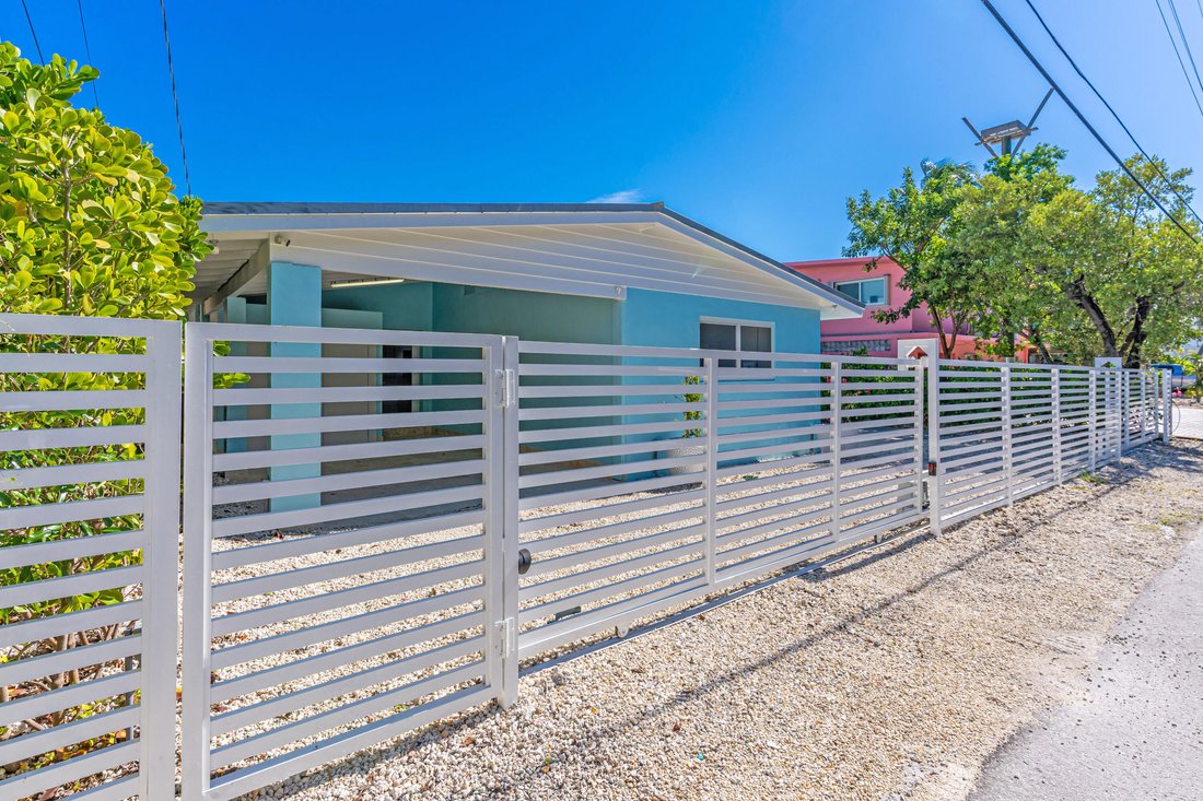 House in Key Colony Beach, Florida, United States 2 - 18329045