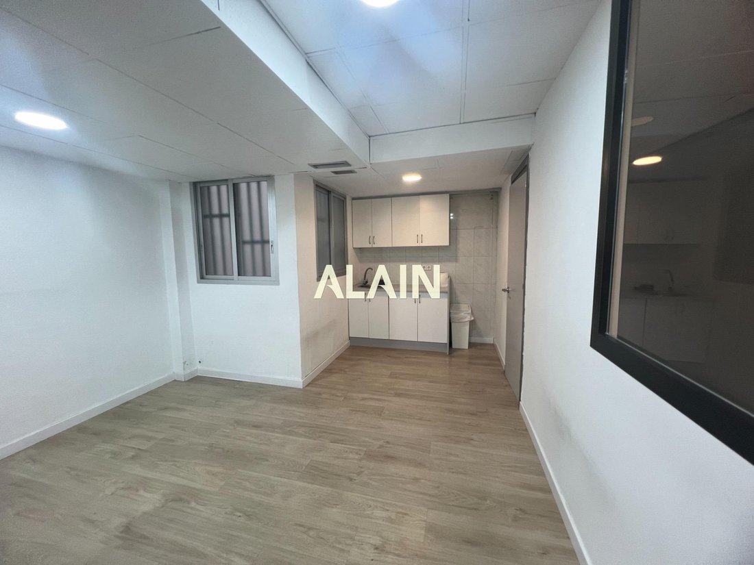 Apartment in Ciutat Vella, Valencia, Spain 5 - 18330682