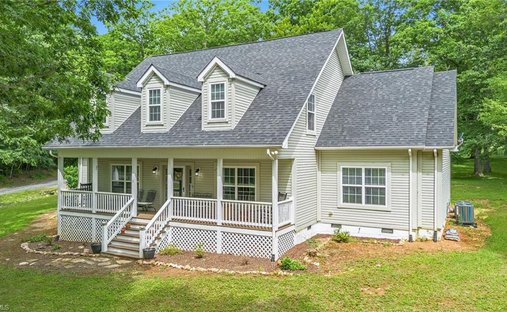 House in West Jefferson, North Carolina, United States 1