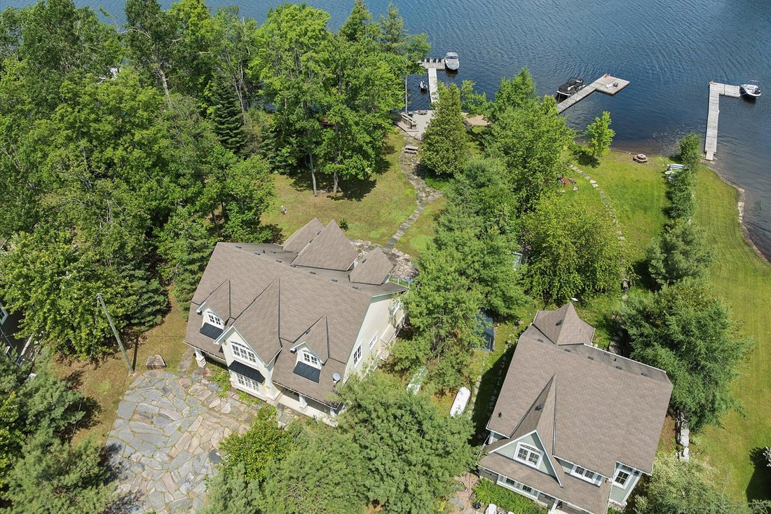 Townhouse in Minden Hills, Ontario, Canada 3 - 17539182