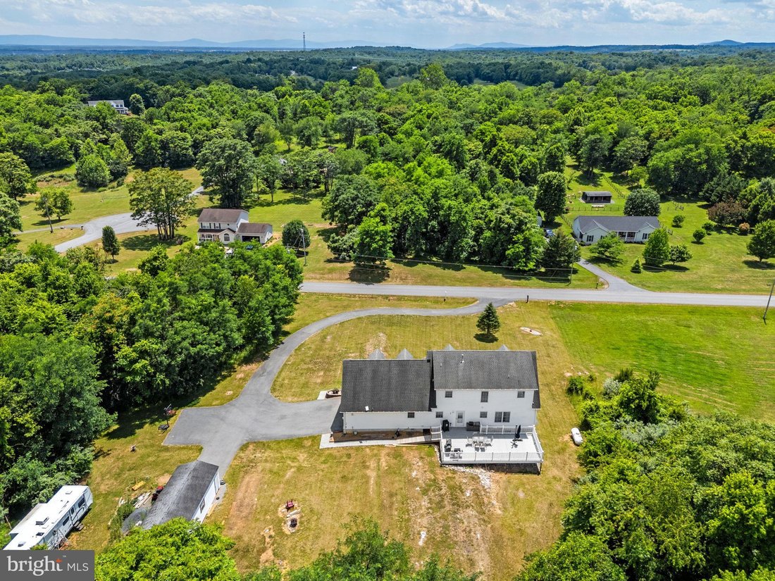 House in Clear Brook, Virginia, United States 5 - 18332056