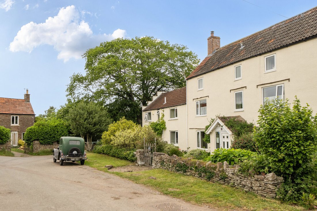 House in South Gloucestershire, England 1 - 18331925