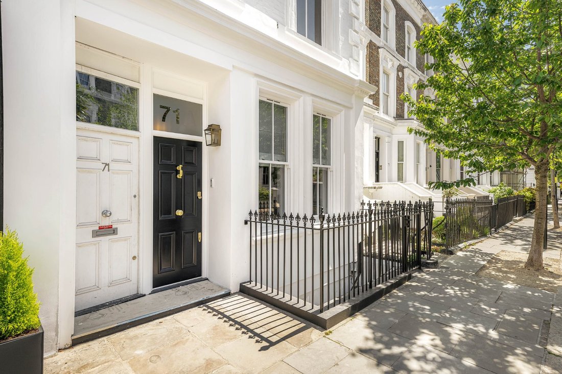 Apartment in Campden Hill, Kensington And Chelsea, England 5 - 18329286