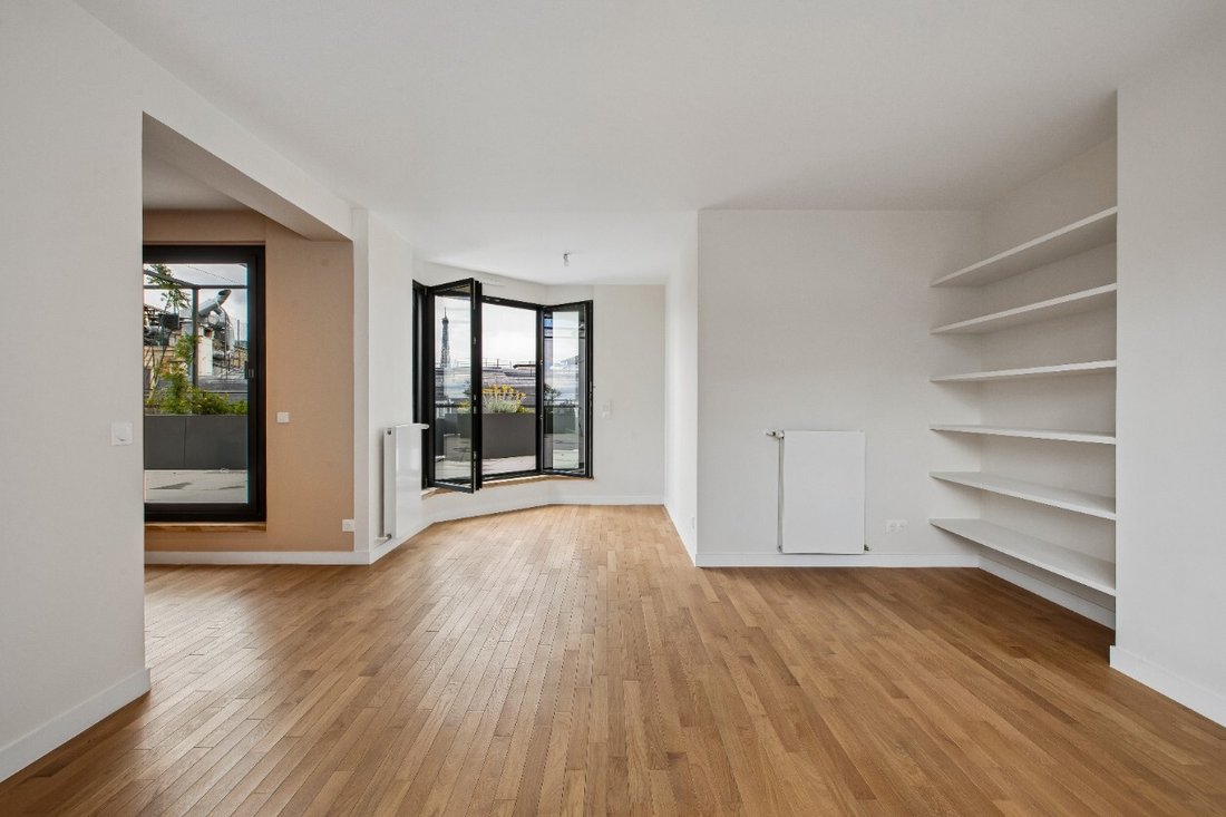 Apartment in Saint Philippe du Roule, Paris 8e Arrondissement, Paris 4 - 18329455