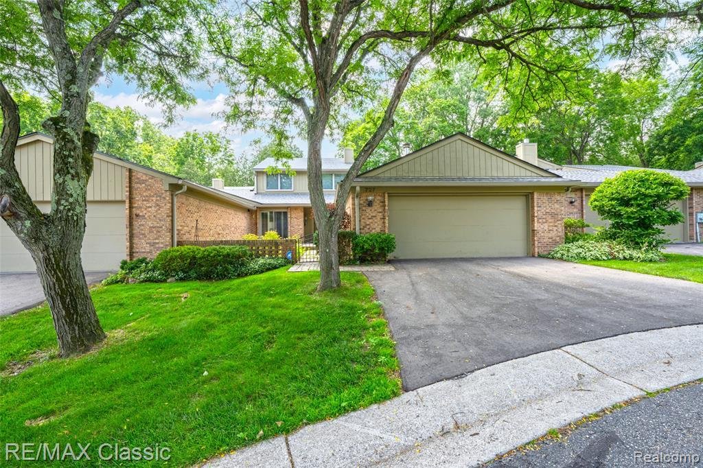Condo in Bloomfield Hills, Michigan, United States 2 - 18329584
