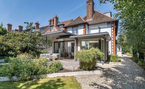 House in Crooked Billet, Merton, England 1