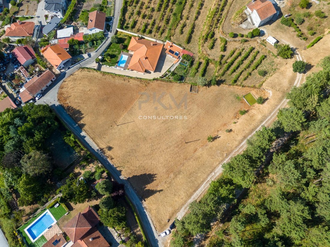 Terreno en Vila Meã, Distrito de Oporto, Portugal 1 - 18332514