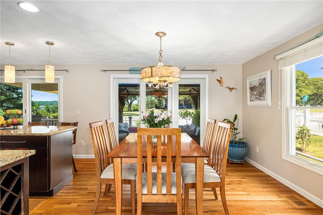 House in Warwick, Rhode Island, United States 4 - 18332562