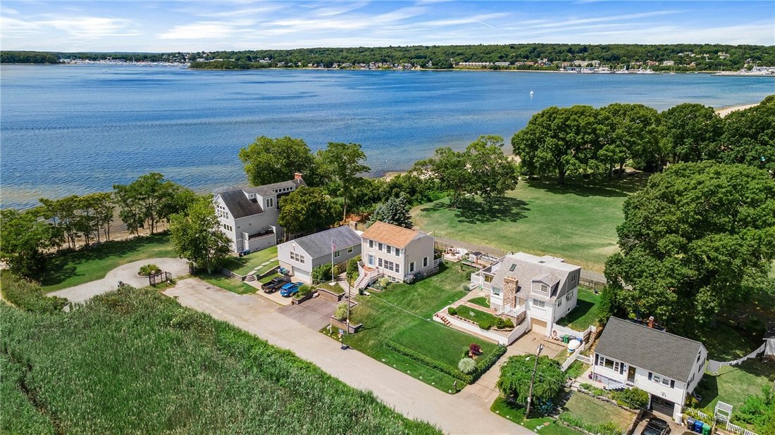 House in Warwick, Rhode Island, United States 1 - 18332562