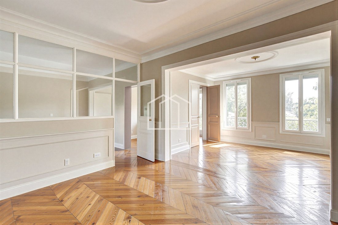 House in Plateau Ouest, Suresnes, France 5 - 18333076