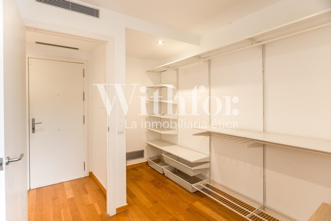 Apartment in Eixample, Barcelona, Spain 4 - 18300718